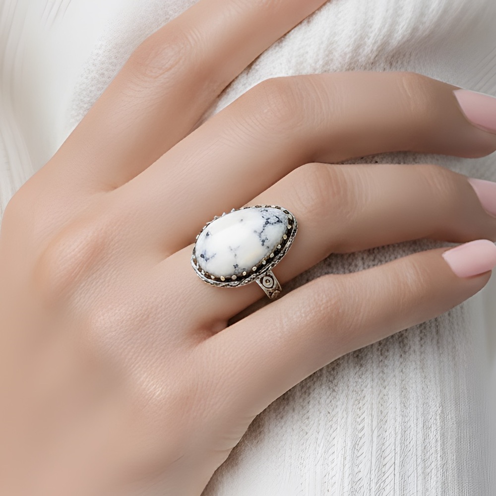 *NEW* 925 Silver Natural Dendrite Opal Ring with Carved Band